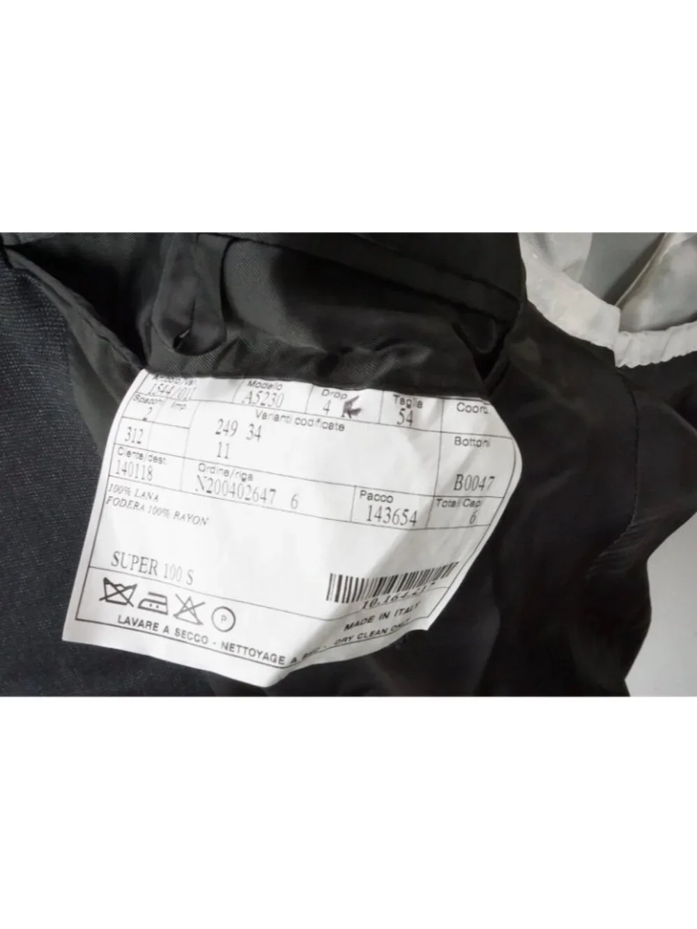 Burberry London Woven Dark Gray Wool 2 Pc Suit Jacket Pants Sz 44S BRAND NEW
